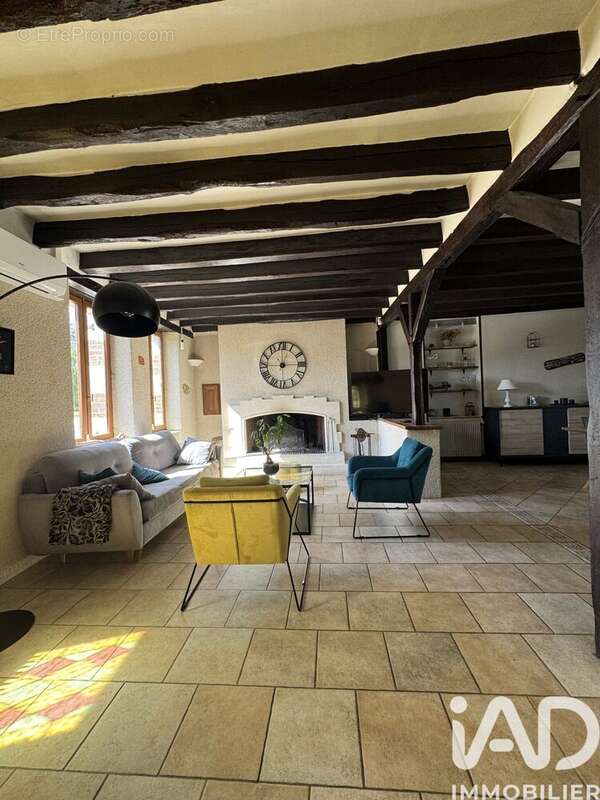 Photo 2 - Maison à VASSELAY