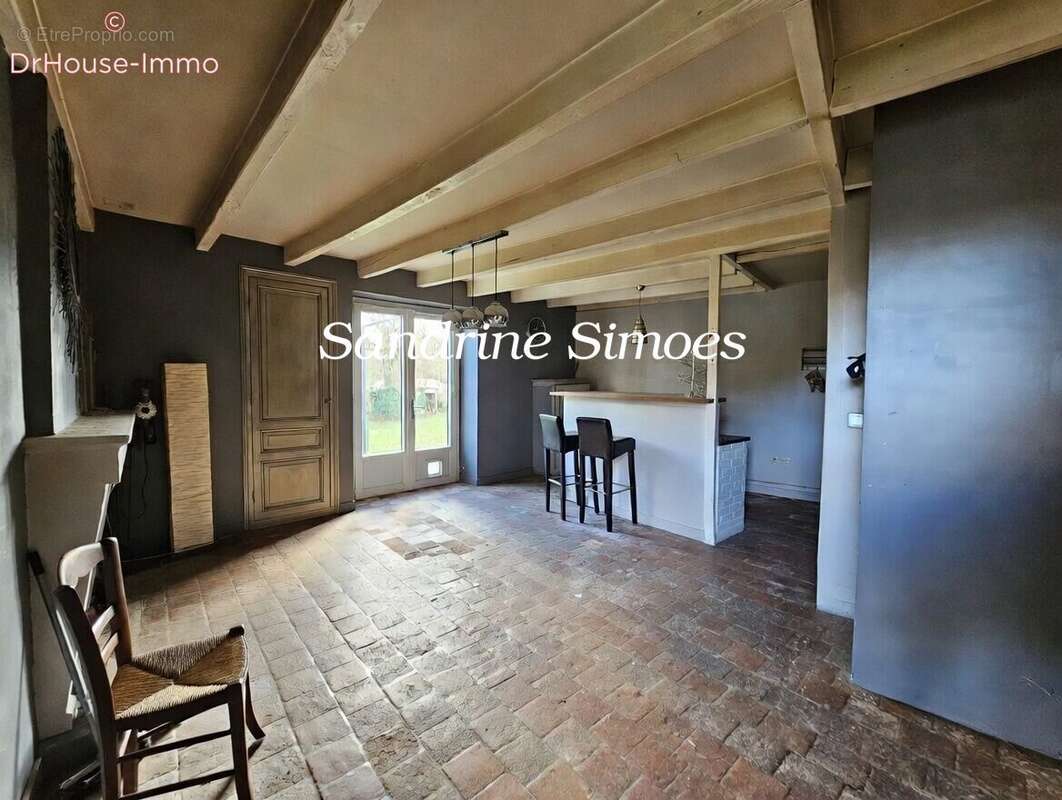 Maison à MONTMORILLON