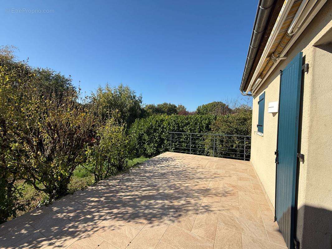 Maison à VOEUIL-ET-GIGET