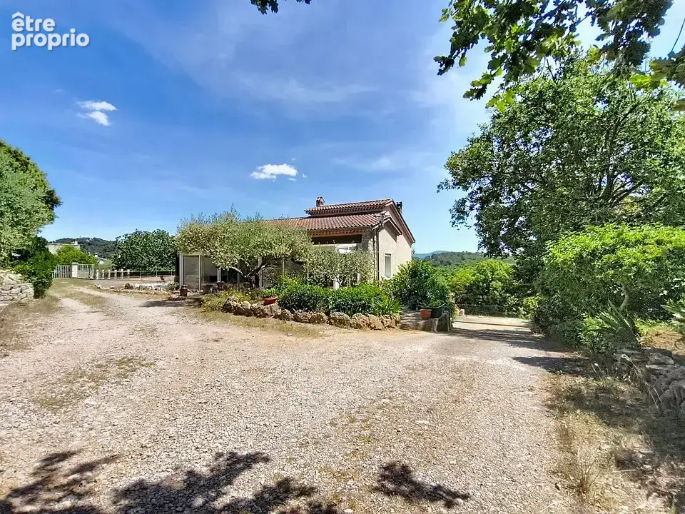 Flassans-sur-issole   maison familiale 210 m2 • vue dégagée • appartement indépendant - photo 4