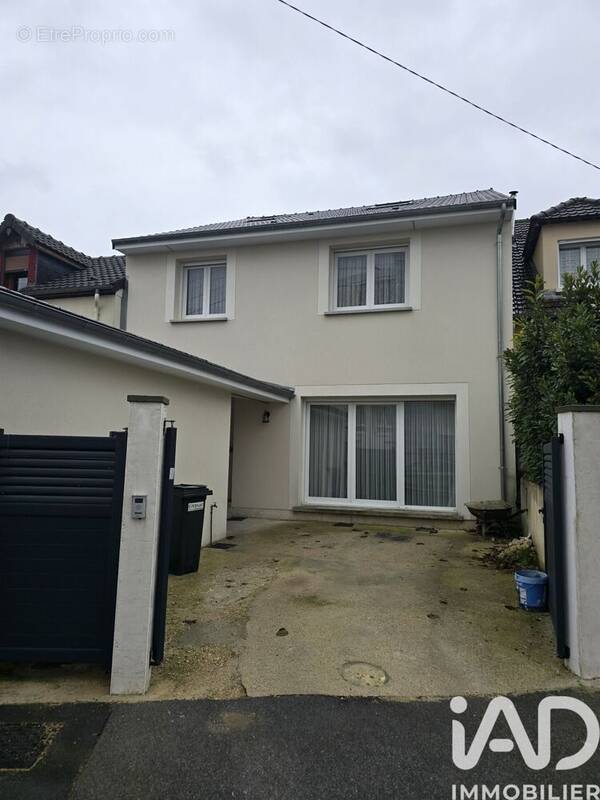 Photo 1 - Maison à EPERNAY