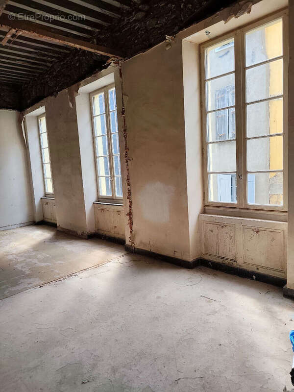 Appartement Carcassonne  Bastide T3  66.80m² - photo 2