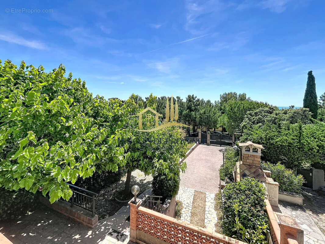 Maison à SAUSSET-LES-PINS