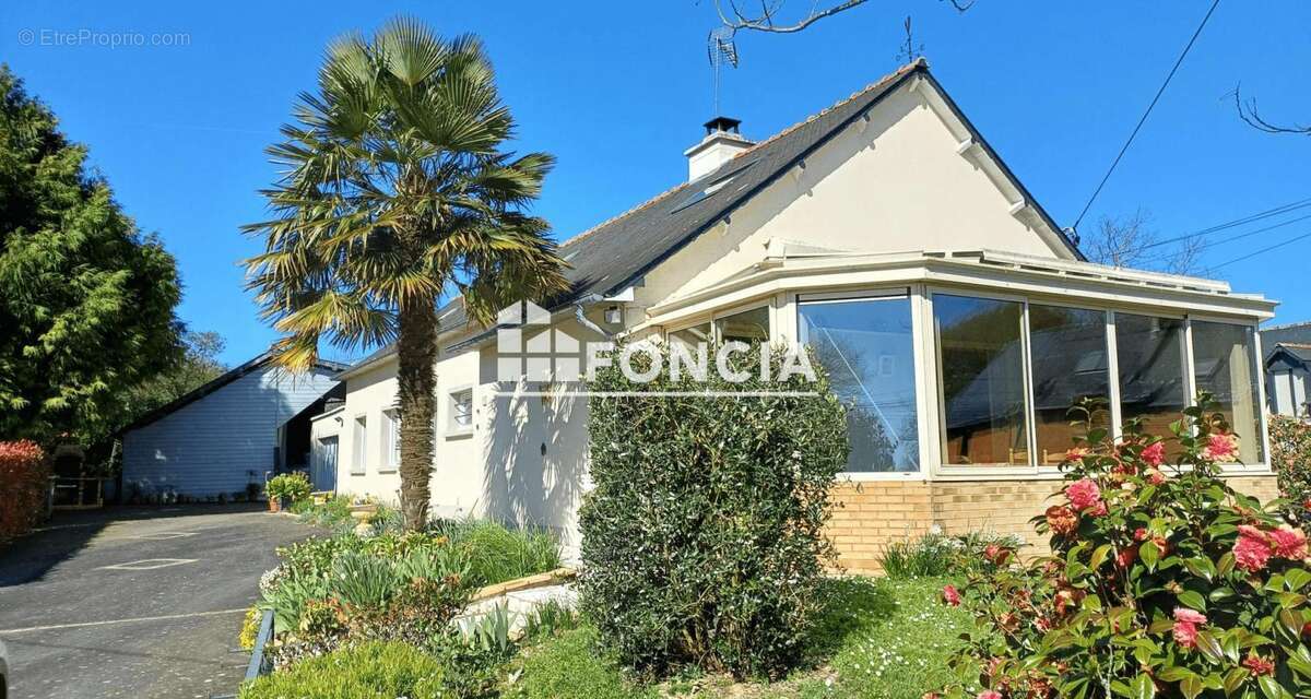 Maison à NOYAL-CHATILLON-SUR-SEICHE