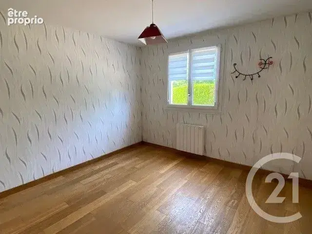 Maison 4 pièces 92 m² à vendre à Bernay (27300) - photo 9