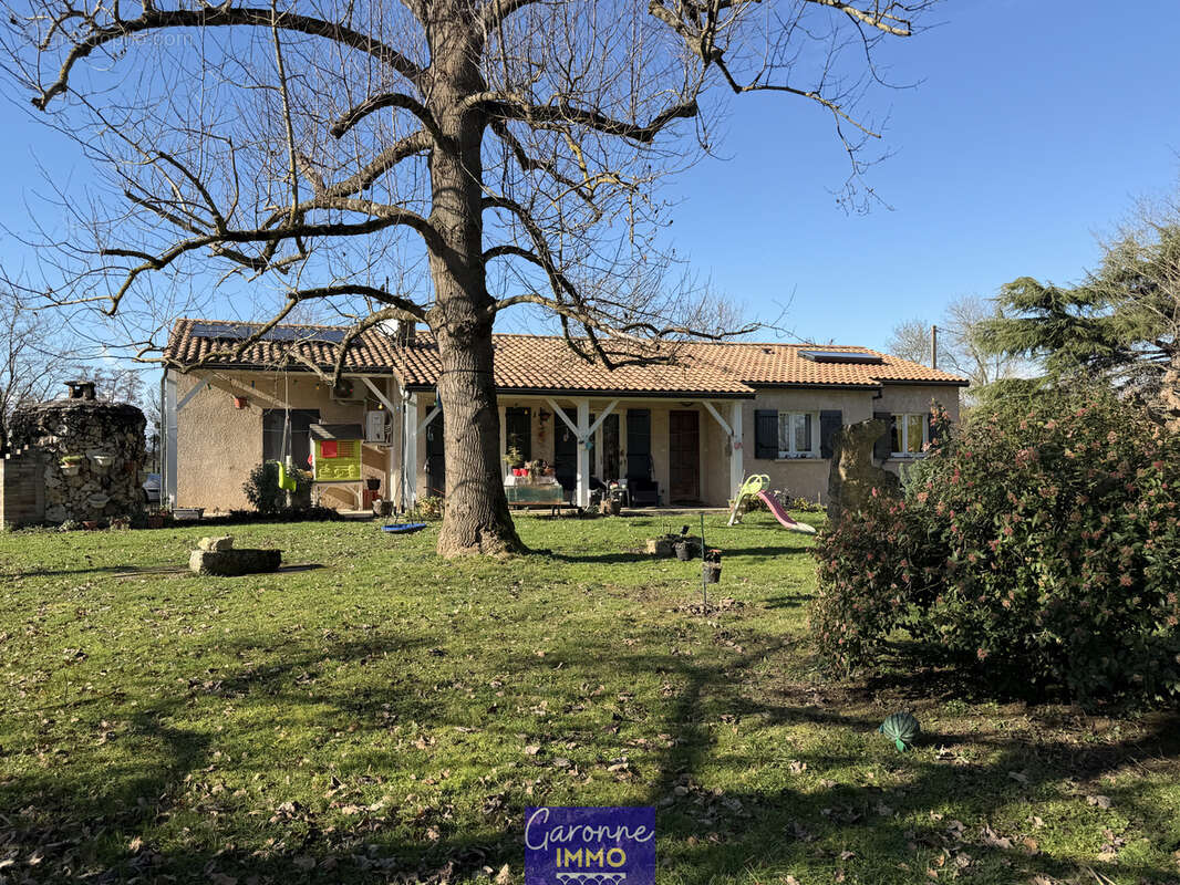 Maison à VARES