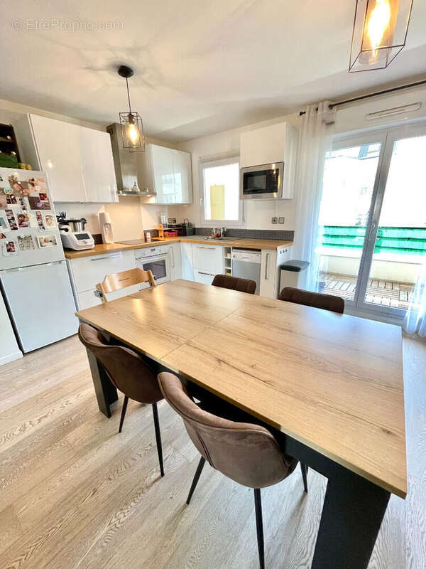 Appartement à COLOMBES