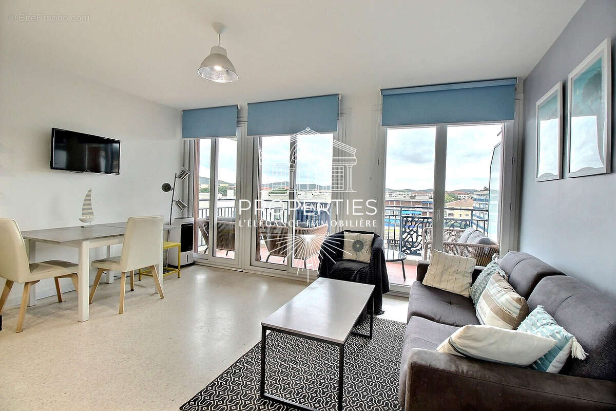Appartement à LE LAVANDOU