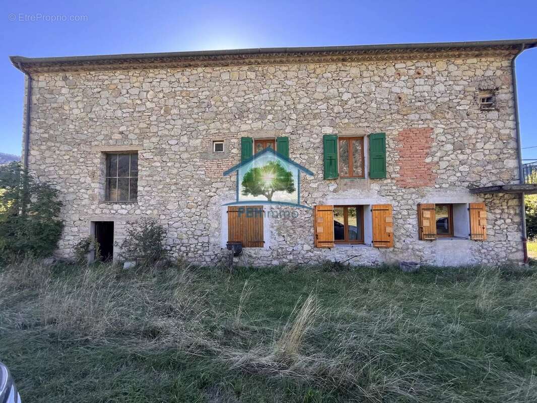 Maison à ASPRES-SUR-BUECH