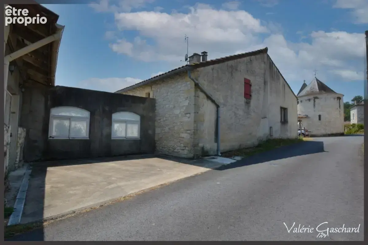 Maison en pierre de caractère (235 m²) – Dépendances, Jardin & Piscine à  SAINT ANTOINE DE BREUILH (24) - photo 36