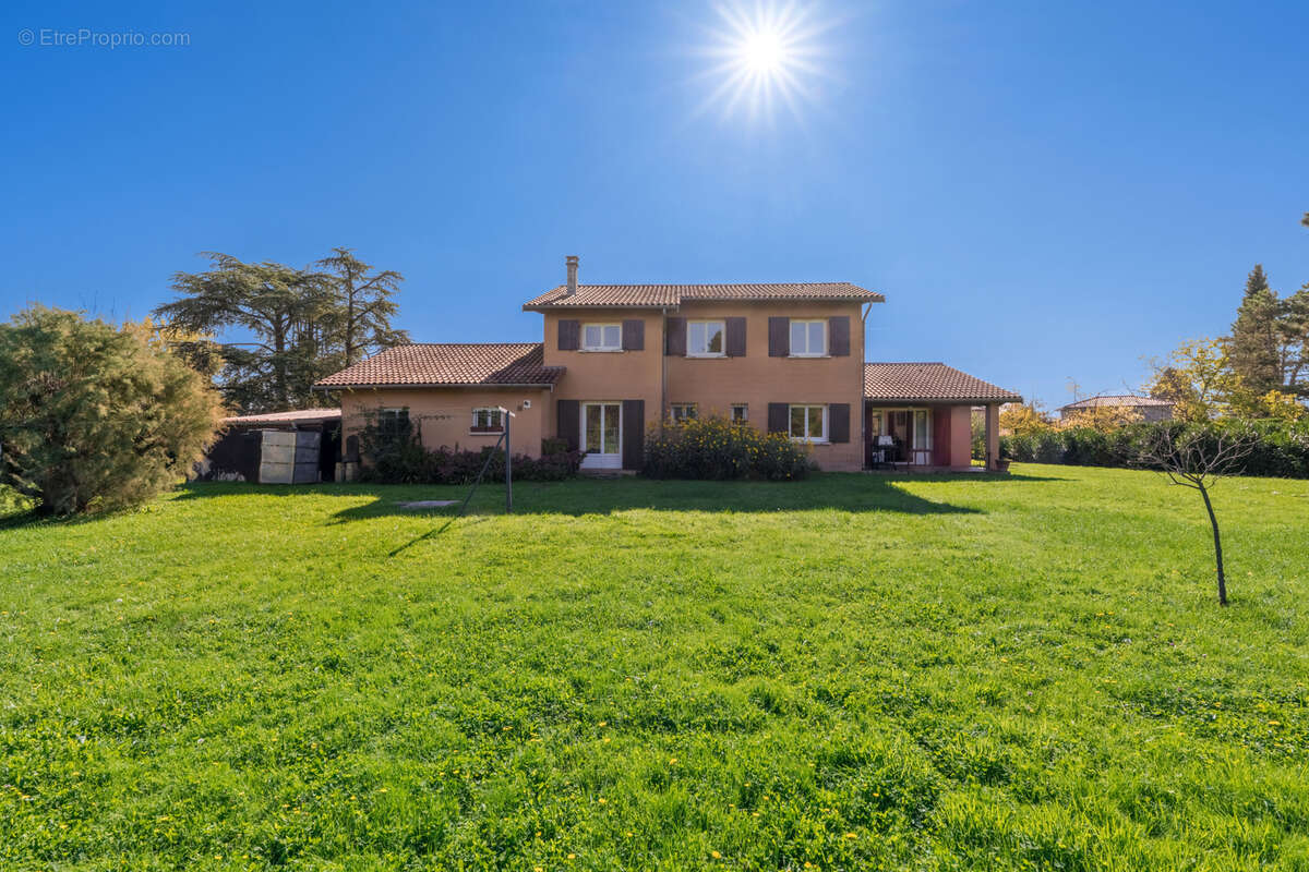 Maison à CHAZAY-D'AZERGUES