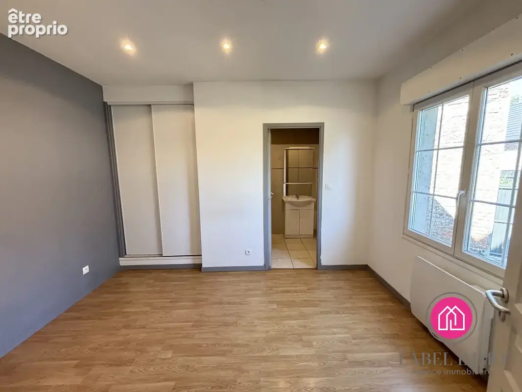 Appartement 6 pièces 72 m² à vendre à Saultain (59990) - photo 5