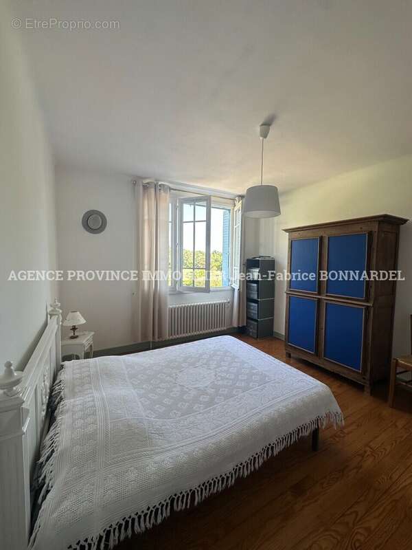 Maison 152 m² à Grignan  - photo 18