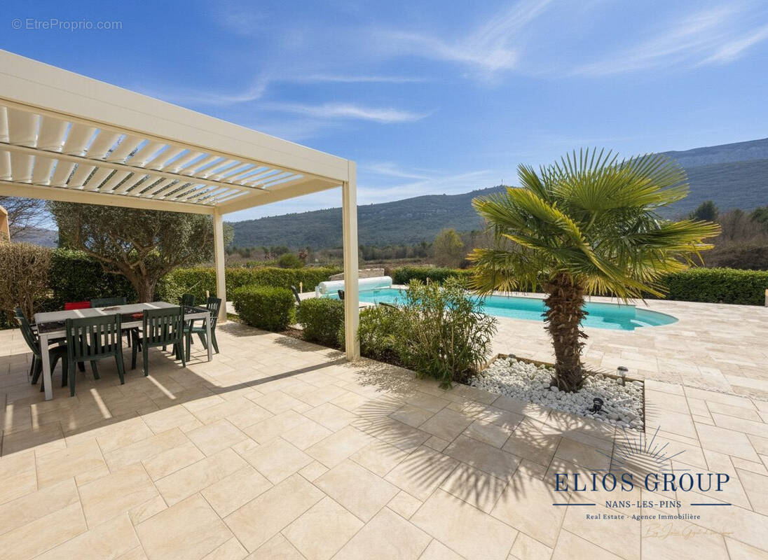 Maison à NANS-LES-PINS