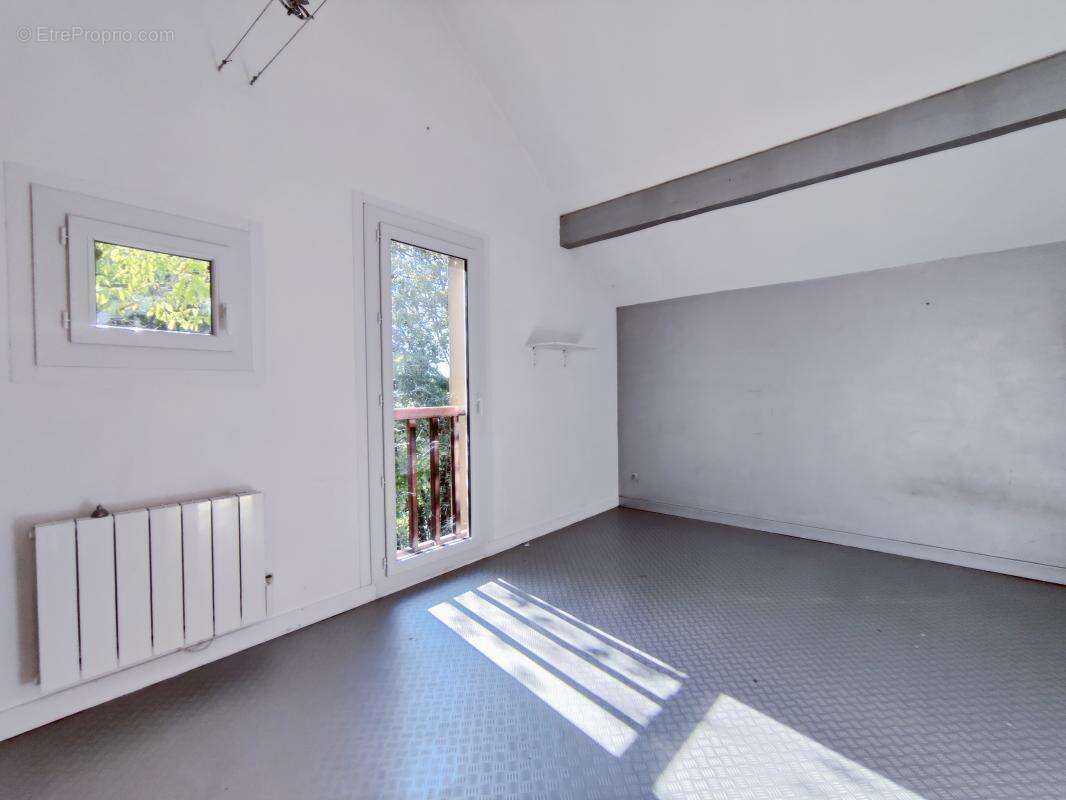 Maison à SAINT-GENIX-SUR-GUIERS