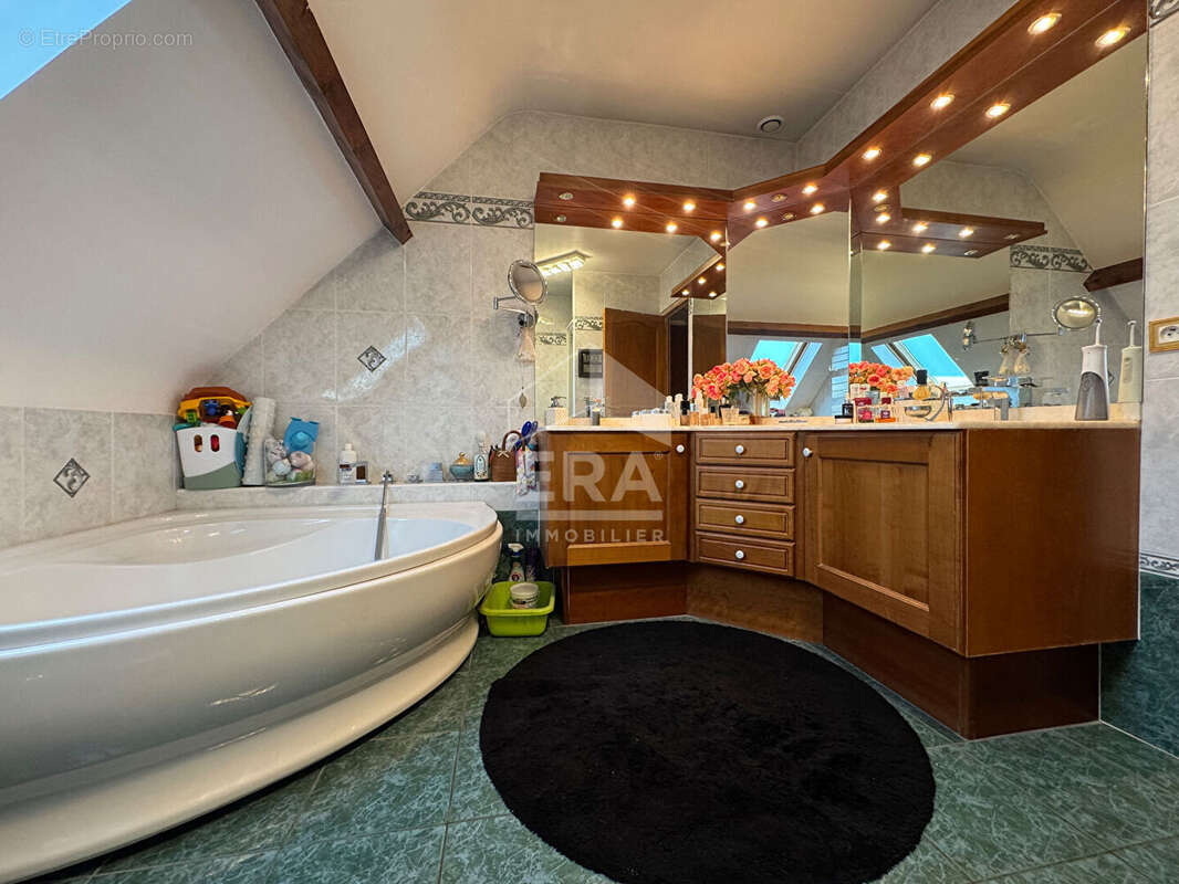 Maison à ANGERVILLE