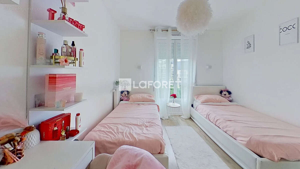 Appartement à LE BLANC-MESNIL