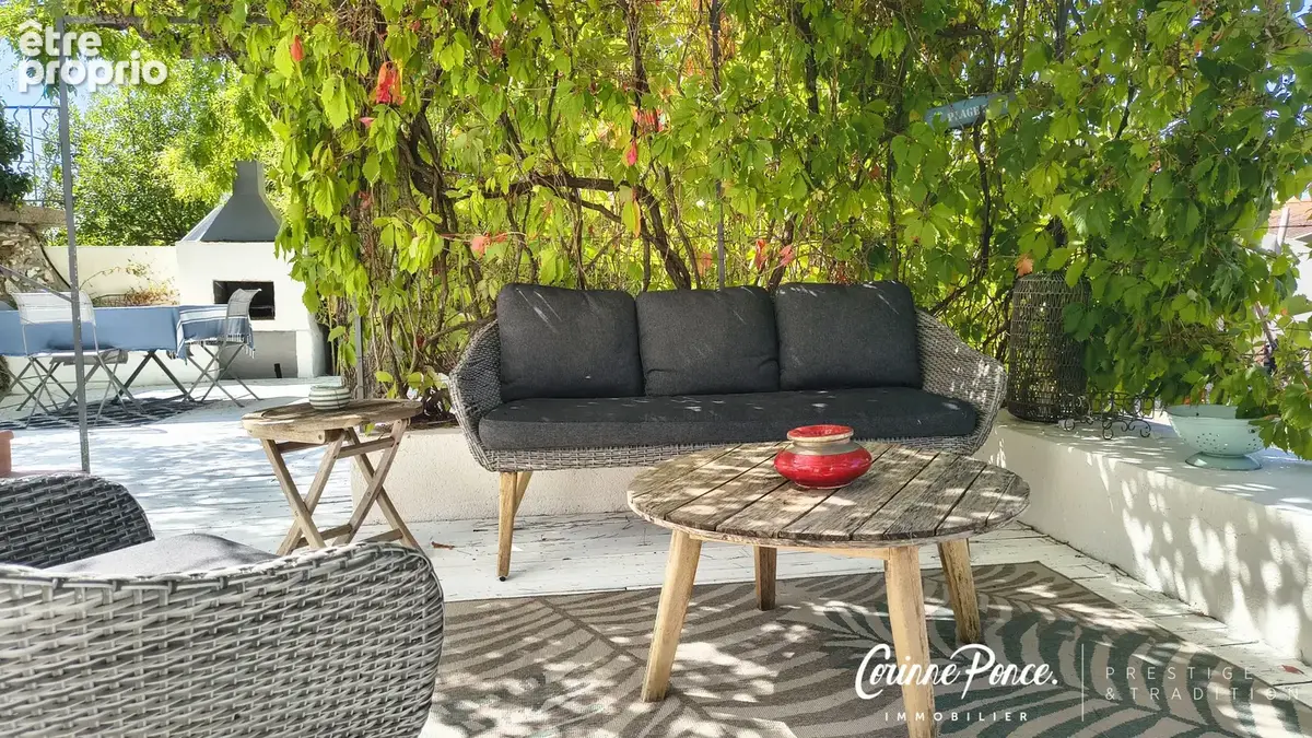 Nîmes Maison de charme villa rénovée avec magnifique vue proposé par Corinne Ponce Immobilier - photo 5
