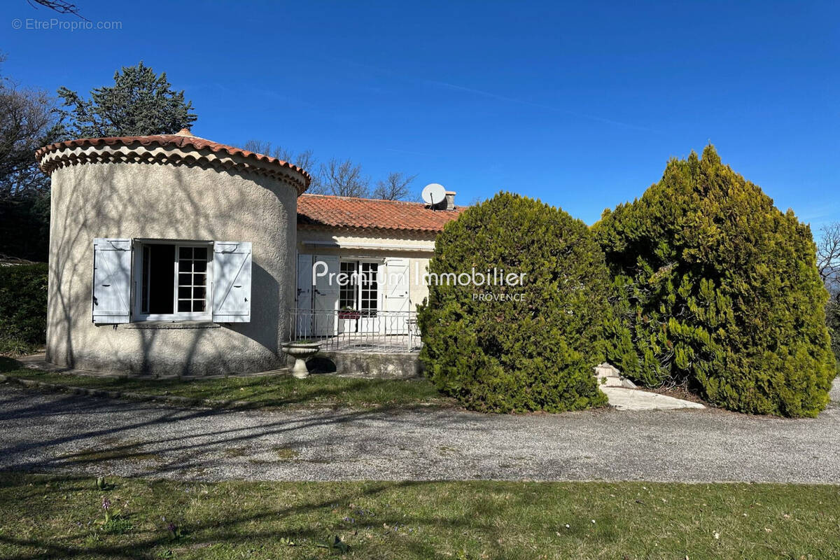 Maison à LE PUY-SAINTE-REPARADE