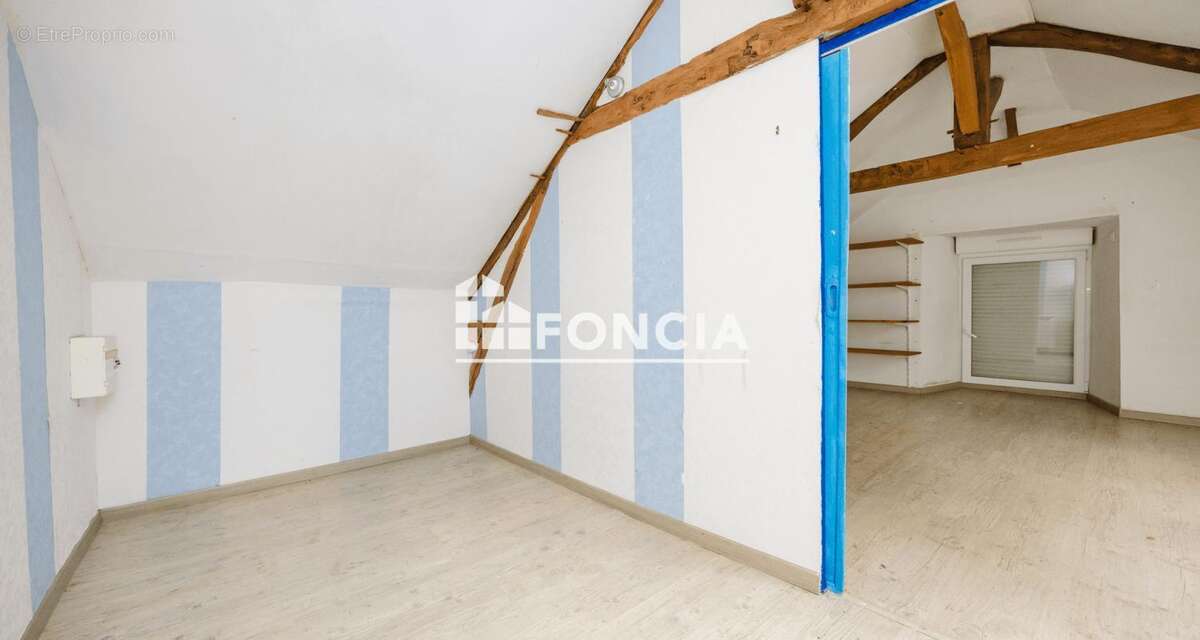 Maison à CHARTRES-DE-BRETAGNE