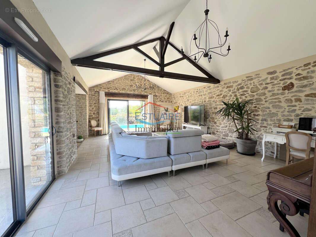 Maison à CORDEMAIS