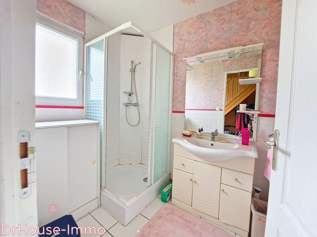 Maison à CREVECOEUR-EN-AUGE