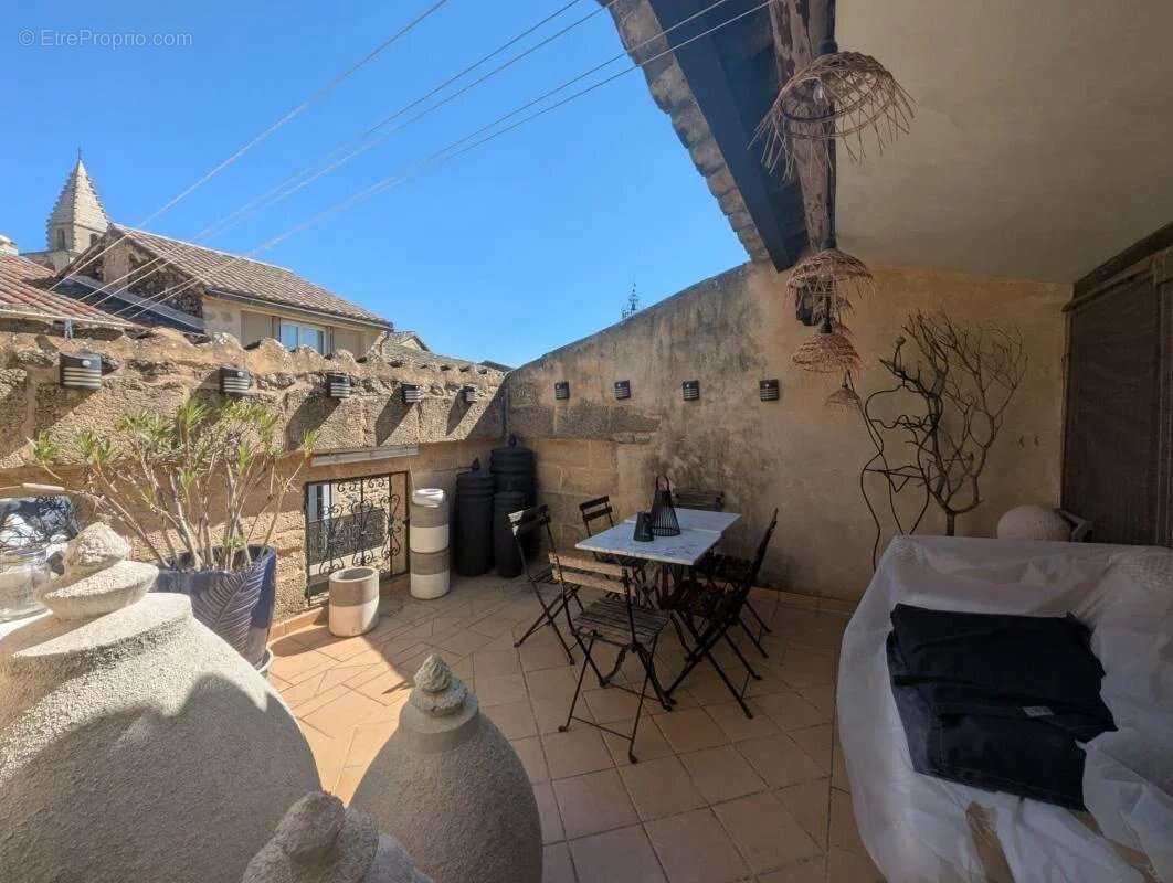 Maison à VERS-PONT-DU-GARD