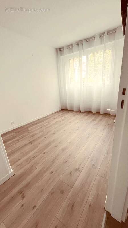 Appartement à ISSY-LES-MOULINEAUX