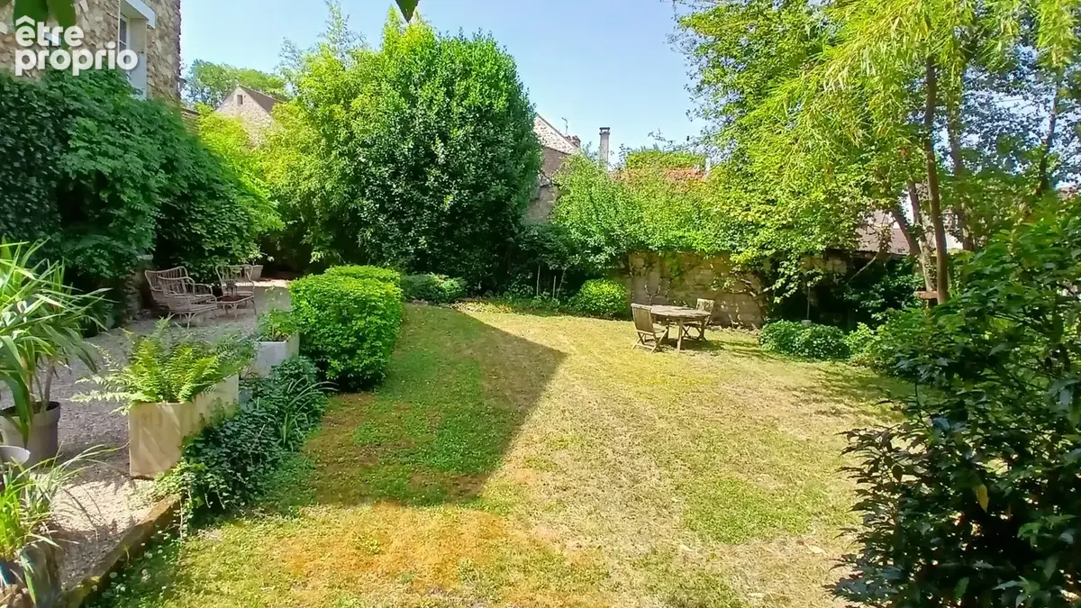 Maison à COURCELLES-SUR-VIOSNE