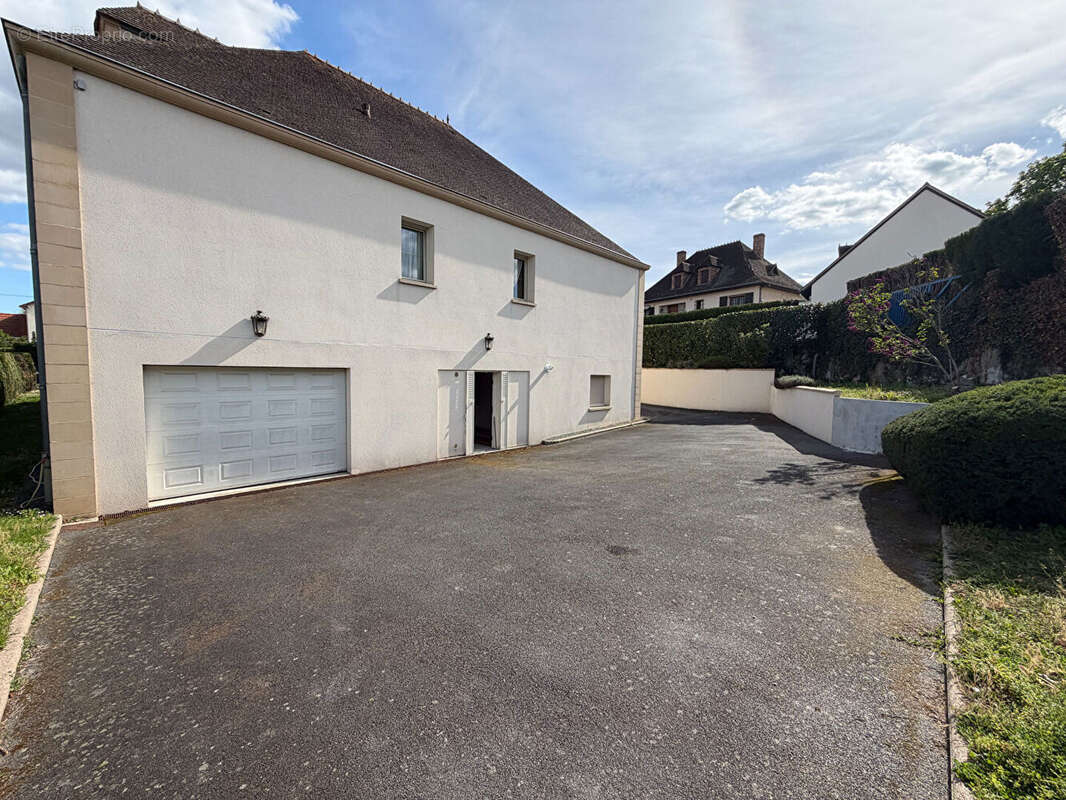 Villa aux prestations rares ! volumes, confort & accessibilité - photo 17