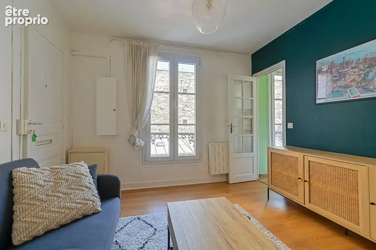 Appartement à PARIS-14E