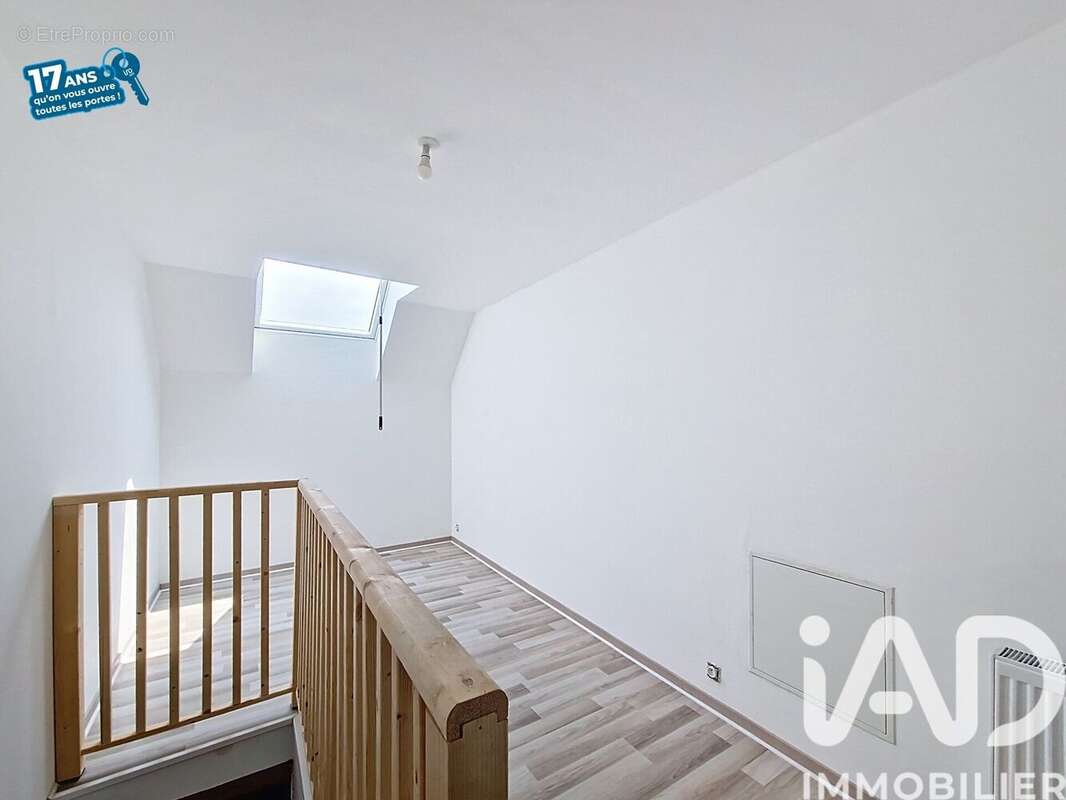 Photo 6 - Maison à LES ORMES