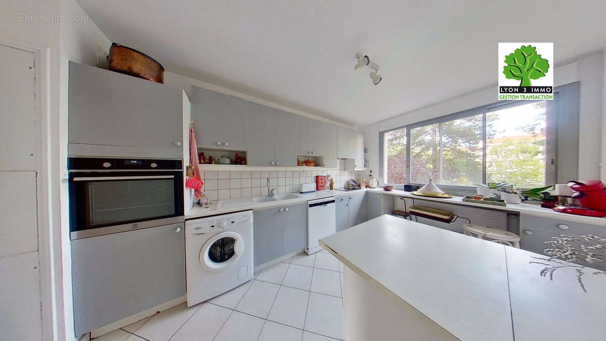 Appartement à LYON-5E