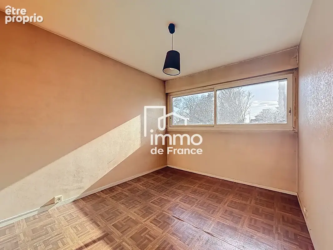 T3 à rénover de 68m² à Ferney Voltaire - photo 6