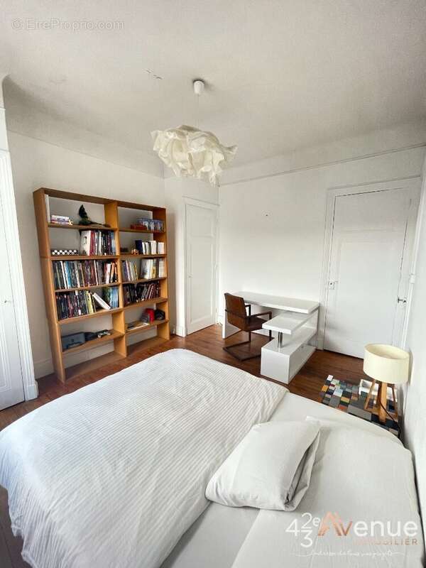 Appartement à SAINT-ETIENNE