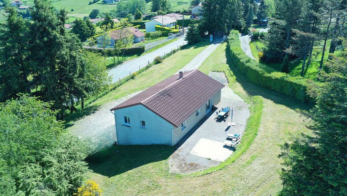 Maison à VIOLAY