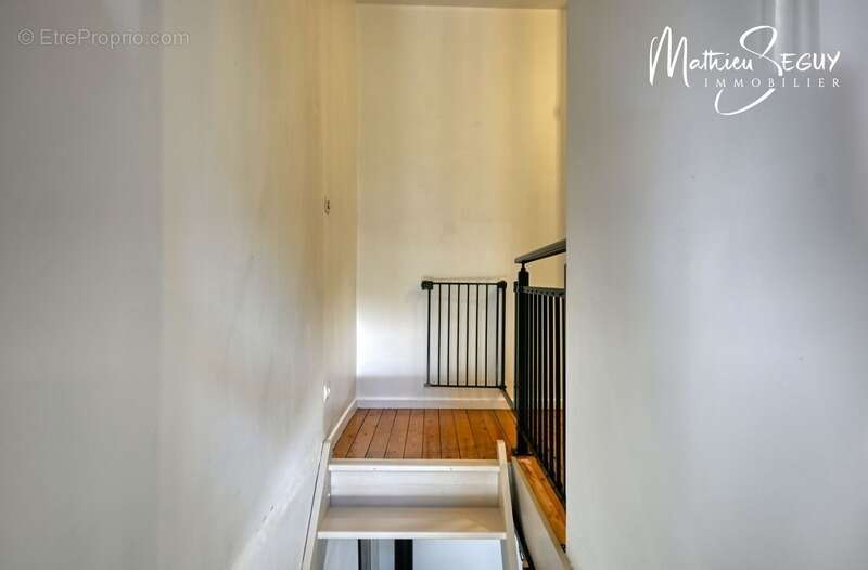 Maison de village avec extérieur à SAIN BEL (69) - photo 10