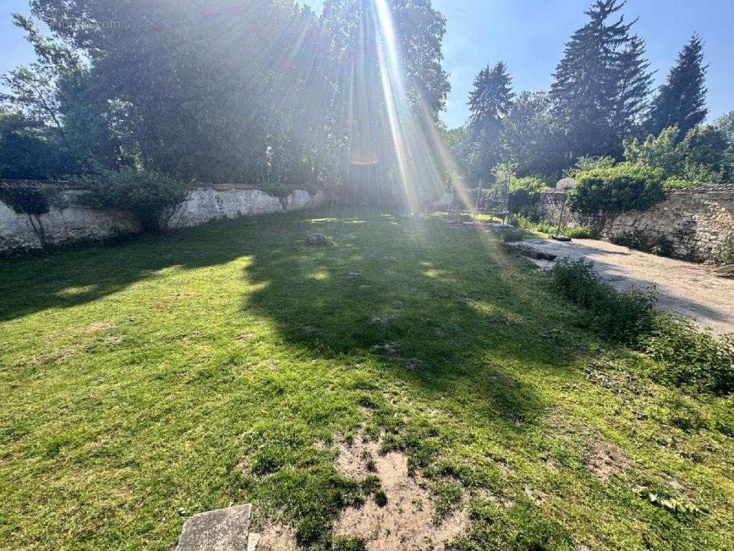 Maison à LA FERTE-MILON