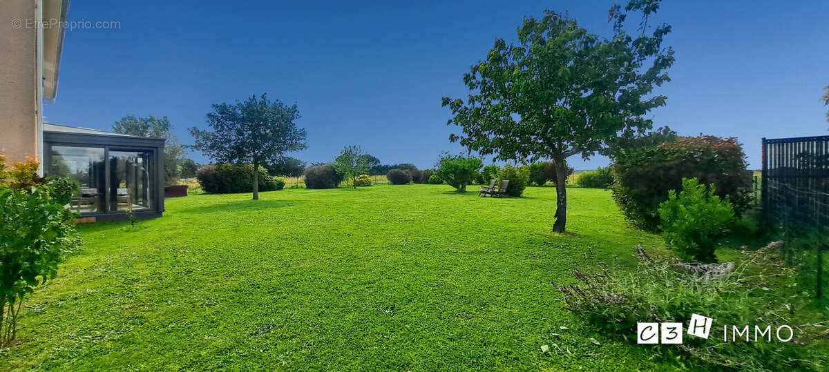 Maison à LAFITTE-VIGORDANE