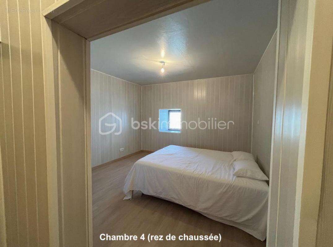 Maison à CORME-ECLUSE