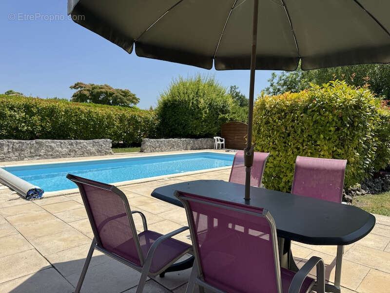 Maison à BOUTEILLES-SAINT-SEBASTIEN