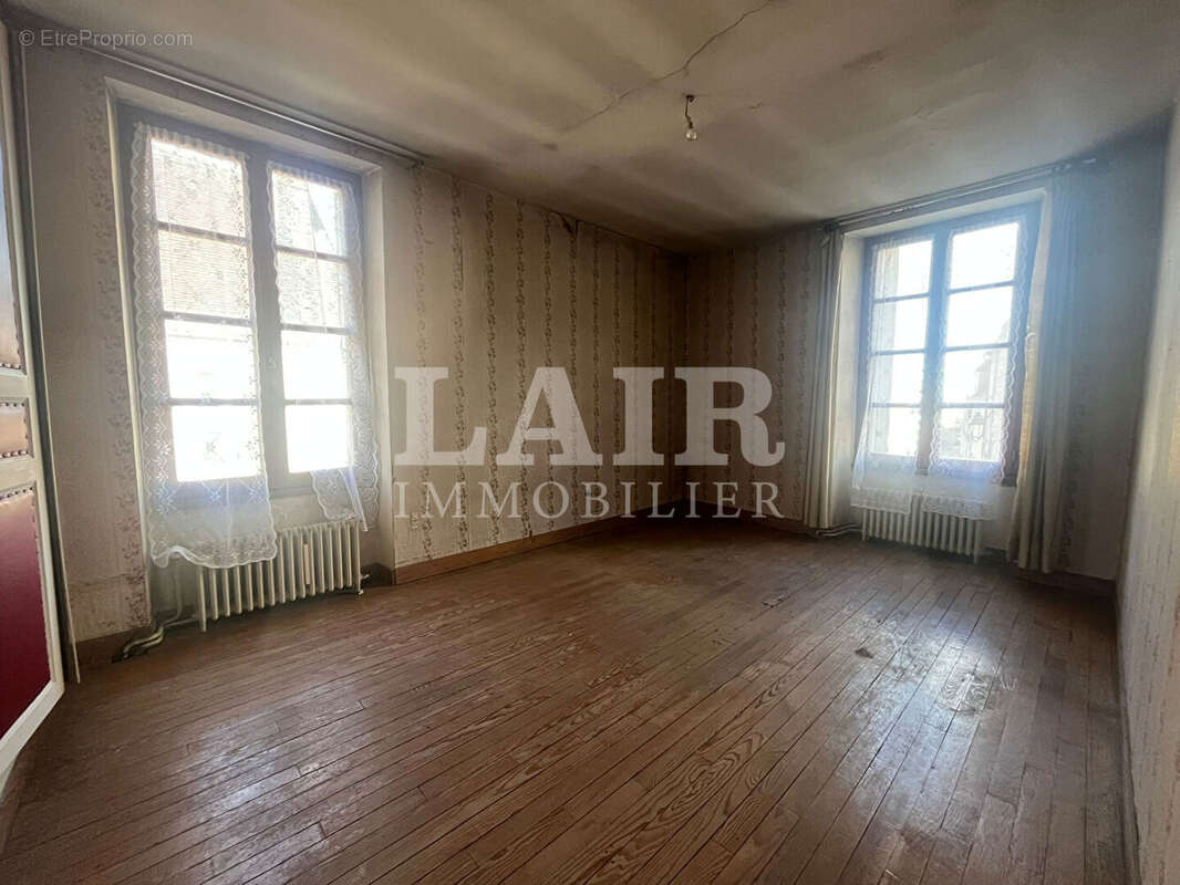 Maison à MORTAGNE-AU-PERCHE