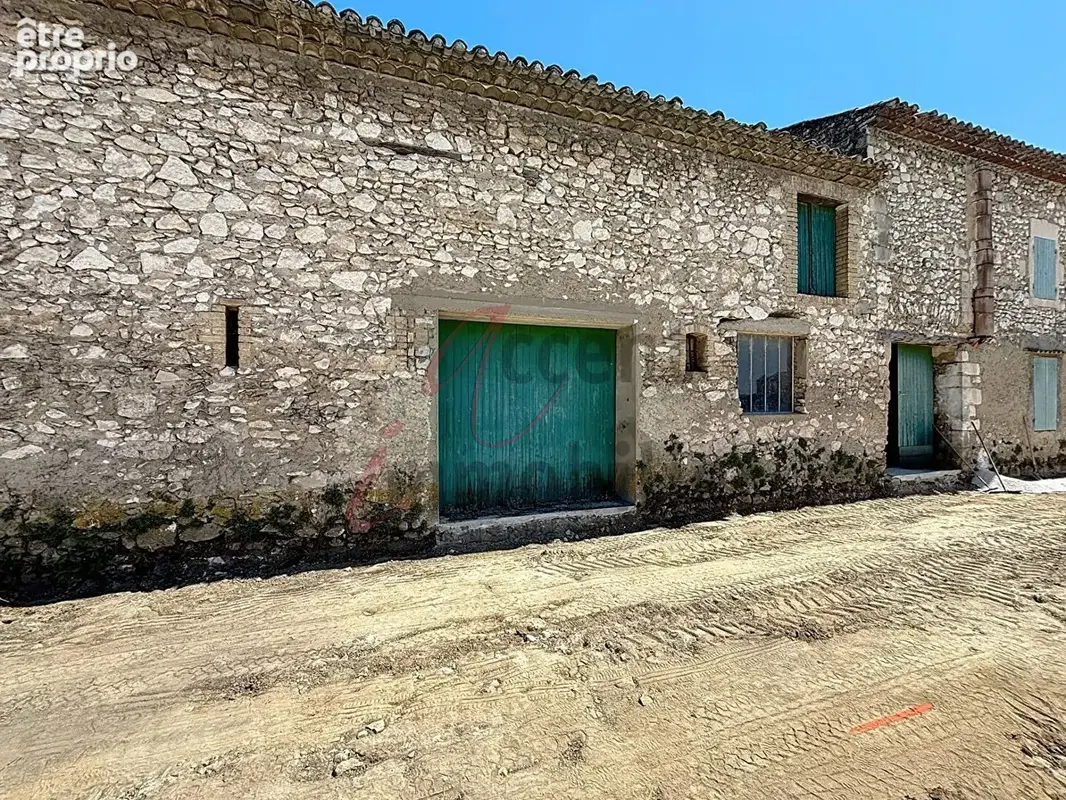 Plan d'Orgon : Remise à aménager - photo 4