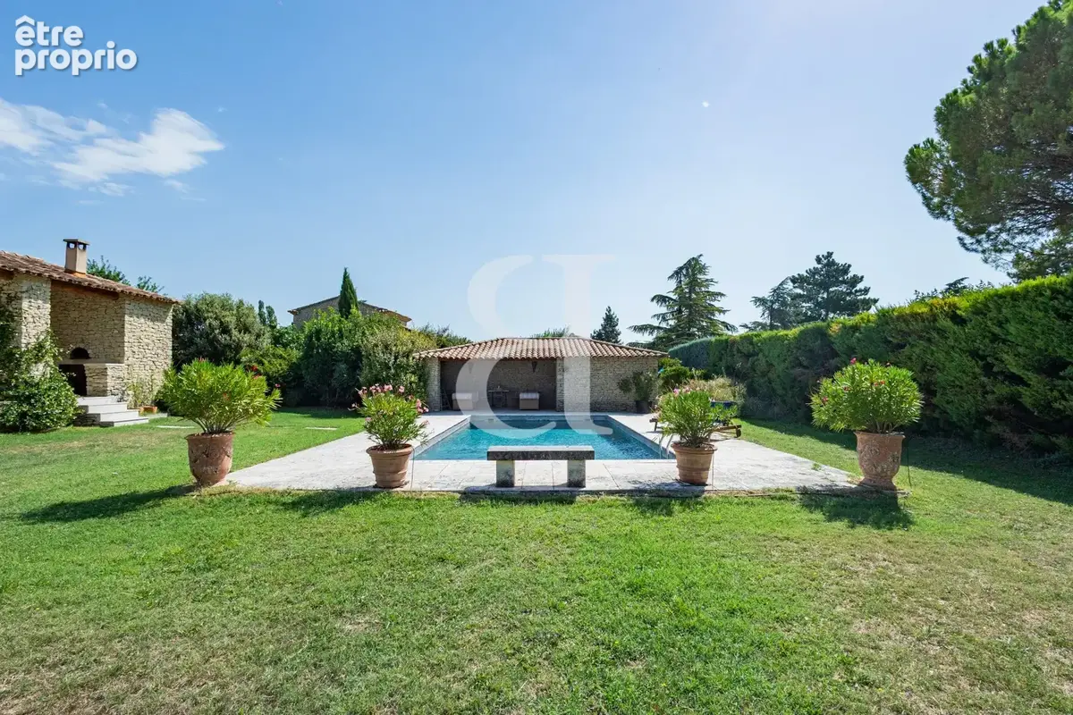 Maison 258 m² à Gordes  - photo 9