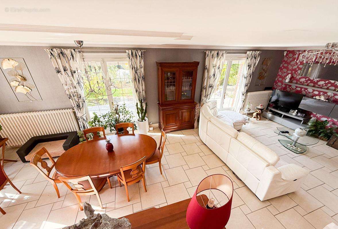 Maison semi plain-pied 220M², 5 à 6 chambres, sous sol complet jardin paysagé - photo 2