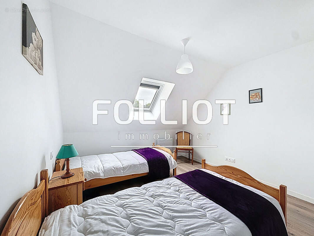 Maison à SAINT-PAIR-SUR-MER