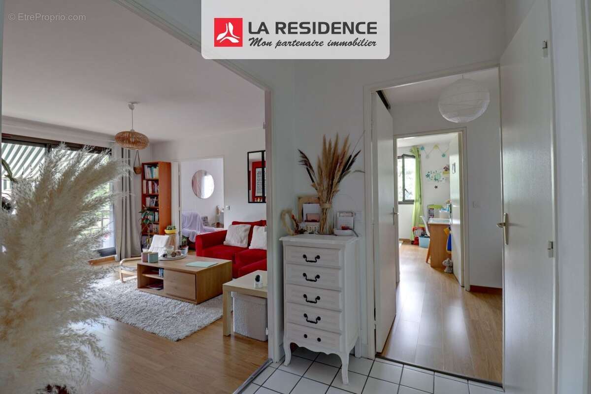Appartement à VERNEUIL-SUR-SEINE