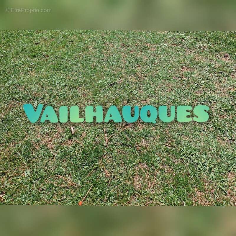 Terrain à VAILHAUQUES