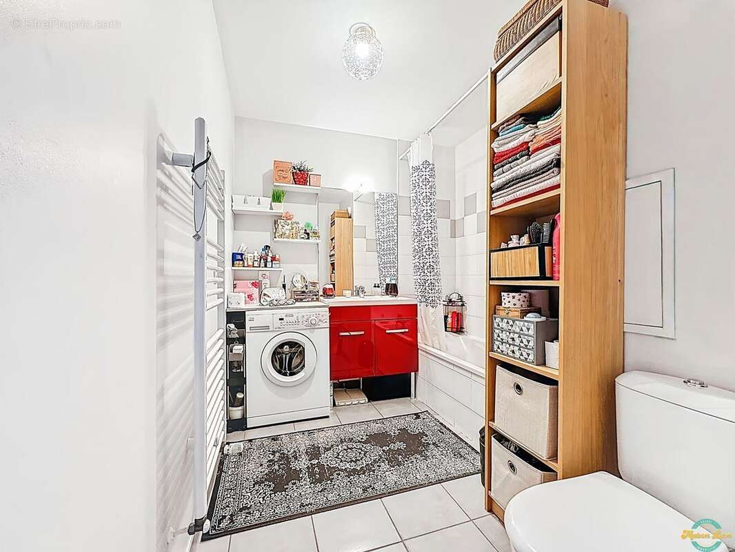 Appartement à L'ISLE-D'ABEAU