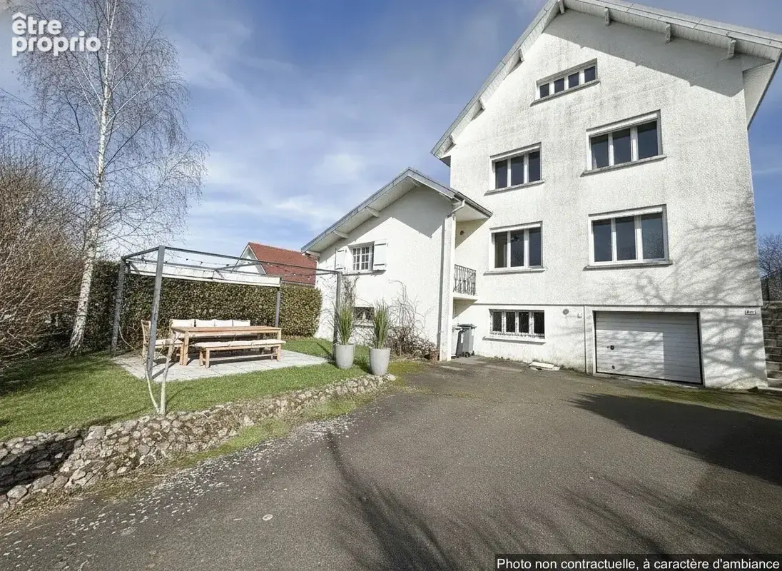 Vente maison, 10 pièces, 6 chambres, 265 m2, terrain 1043 m2 LURE - photo 2